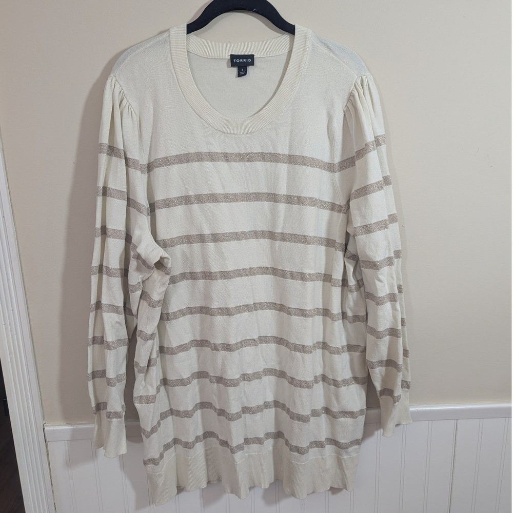 Torrid Striped Sweater White Gold Metallic Puff Sleeve Size 4